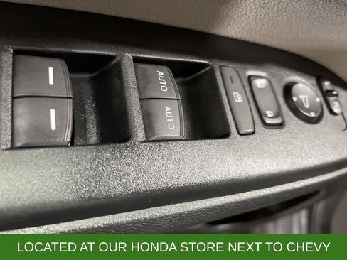 Used 2021 Honda CR-V EX image 12