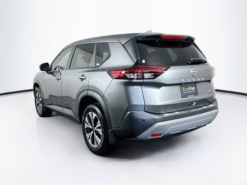 Used 2023 Nissan Rogue SV FWD image 5