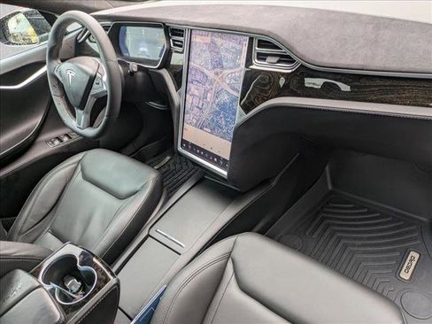 Used 2016 Tesla Model S 75D image 22