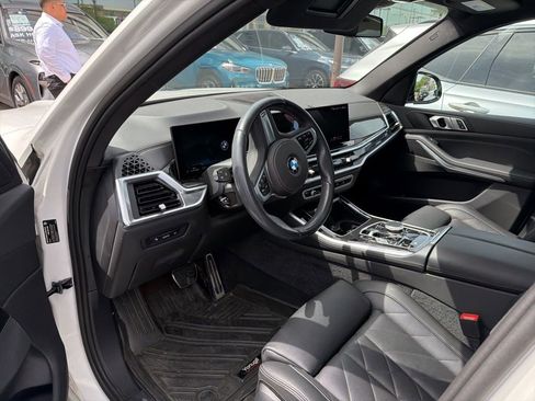 Used 2024 BMW X5 sDrive40i w/ M Sport Package RWD image 8