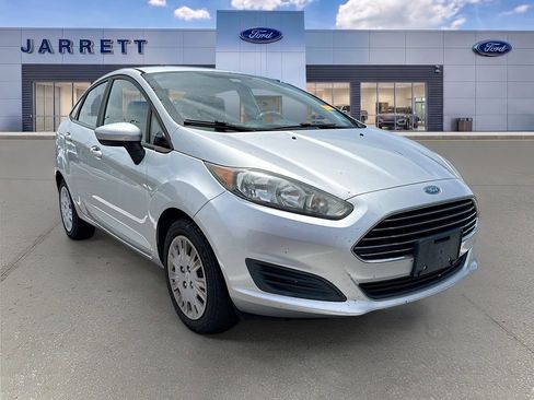 Used 2015 Ford Fiesta S FWD image 1
