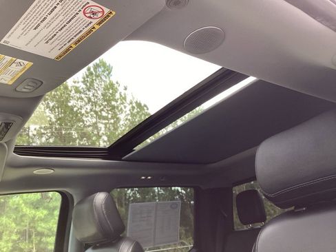 Used 2023 Ford F250 Lariat w/ Lariat Ultimate Package image 75