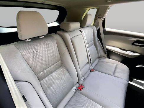 Certified 2025 Nissan Rogue SV FWD image 19
