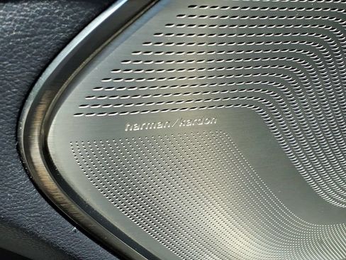 Used 2021 RAM 1500 Limited AWD/4WD image 19
