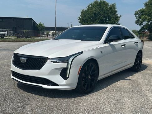 Used 2023 Cadillac CT4 Luxury w/ LPO, ONYX Package RWD image 2