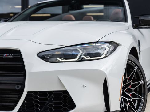 Used 2024 BMW M4 xDrive Competition w/ Executive Package AWD/4WD image 17