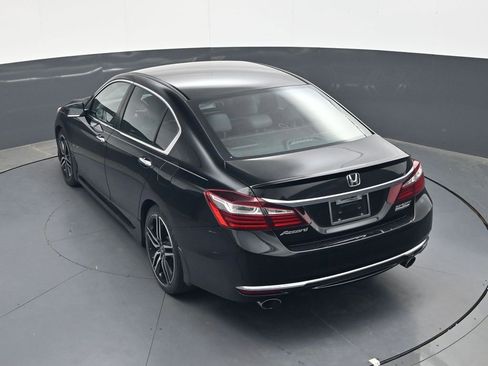 Used 2017 Honda Accord Sport Special Edition image 21