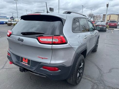 Used 2017 Jeep Cherokee Trailhawk w/ Trailer Tow Group image 3