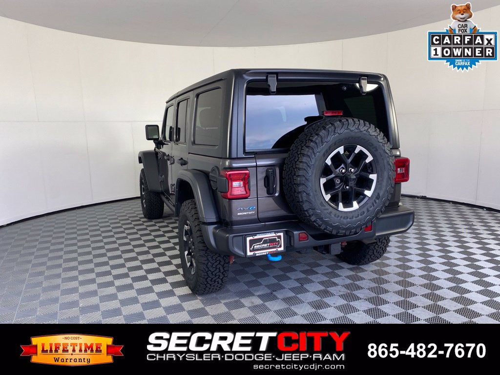 Used 2024 Jeep Wrangler Unlimited Rubicon 4xe w/ Technology Group AWD/4WD image 5