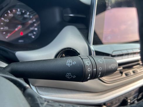 Used 2025 Jeep Compass Limited image 13