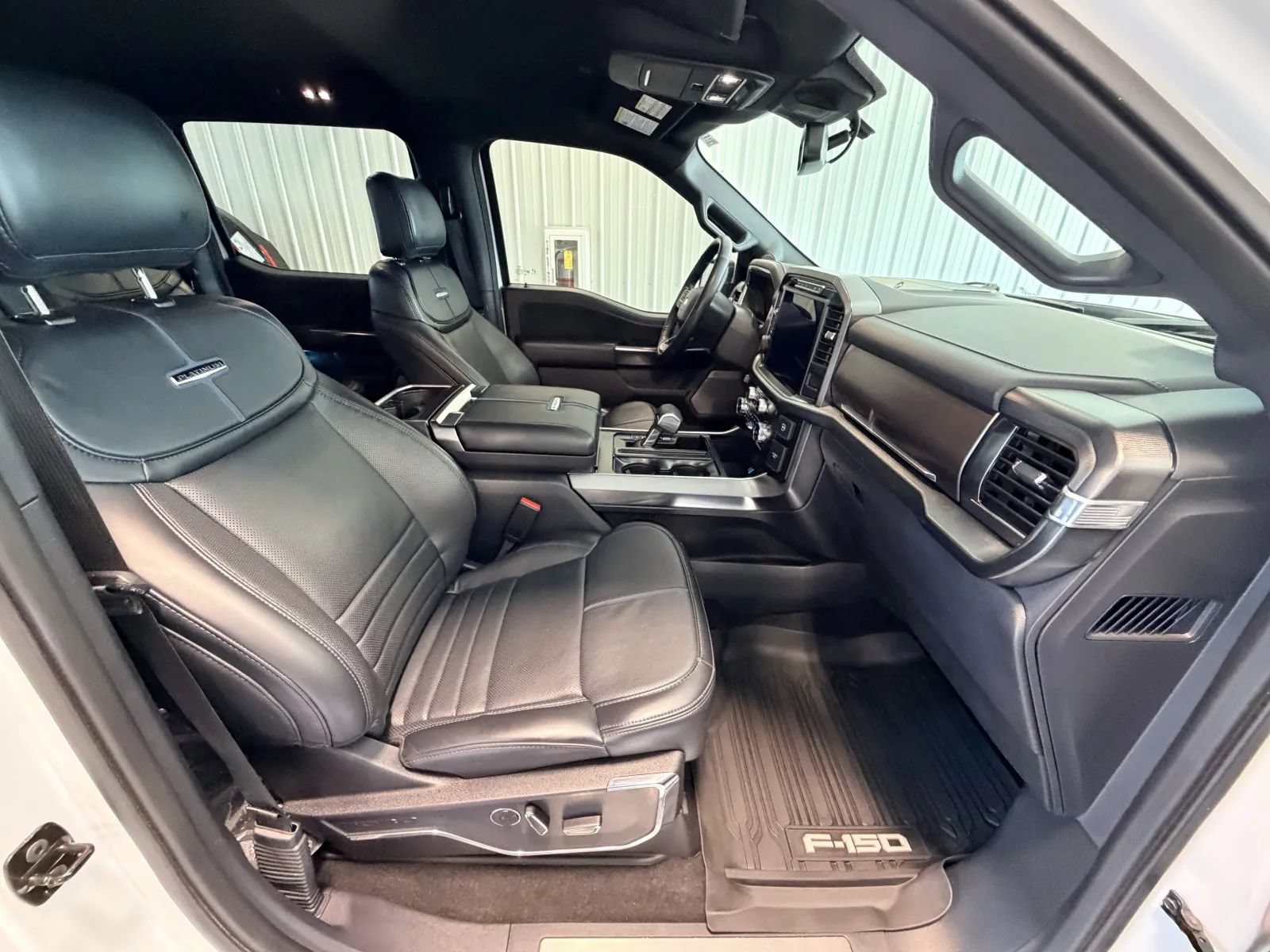 Used 2024 Ford F150 Platinum w/ FX4 Off-Road Package AWD/4WD image 31