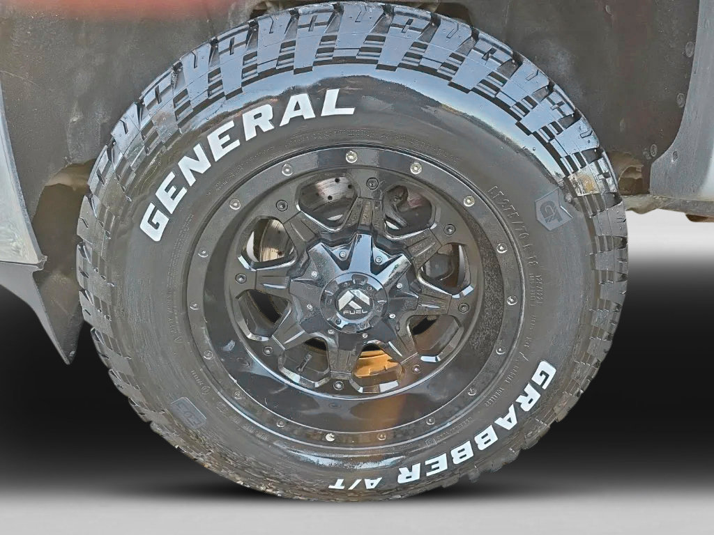 Used 2015 Chevrolet Silverado 2500 LTZ w/ Z71 Package, Off-Road AWD/4WD image 10