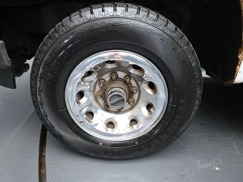 Used 2002 Ford F250 XLT image 16