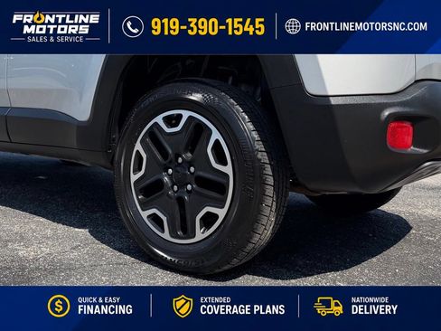 Used 2017 Jeep Renegade Trailhawk AWD/4WD image 25