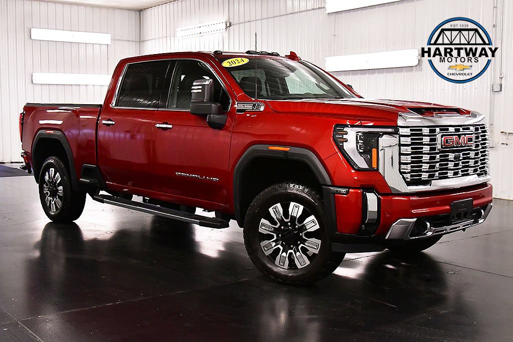 Used 2024 GMC Sierra 2500 Denali w/ Denali Reserve Package AWD/4WD image 1