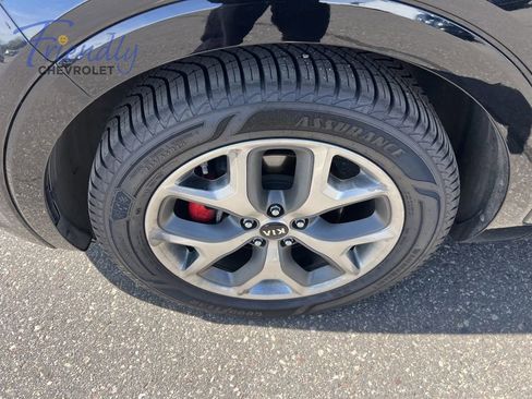 Used 2019 Kia Sorento SX w/ SX Touring Package AWD/4WD image 4