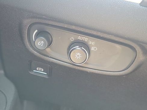Used 2019 GMC Terrain SLE FWD image 10
