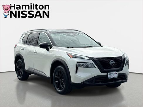 Used 2023 Nissan Rogue SV w/ SV Premium B Package image 1