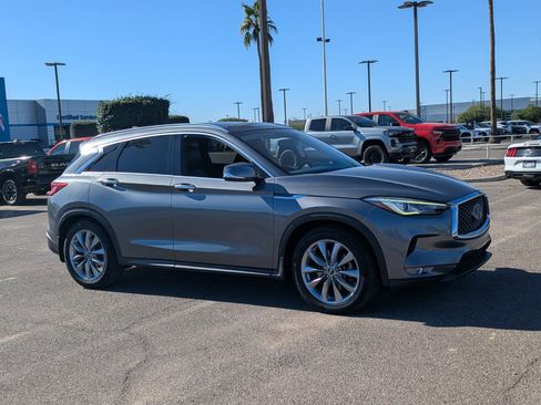 Used 2019 INFINITI QX50 Luxe w/ Navigation Package image 8
