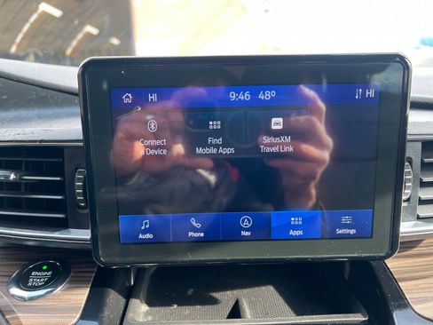 Used 2021 Ford Explorer Limited image 21