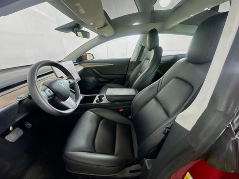 Used 2023 Tesla Model 3 Standard Range image 13