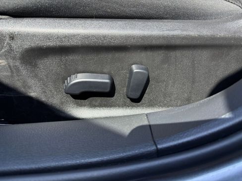 Used 2025 Nissan Altima 2.5 SV FWD image 22