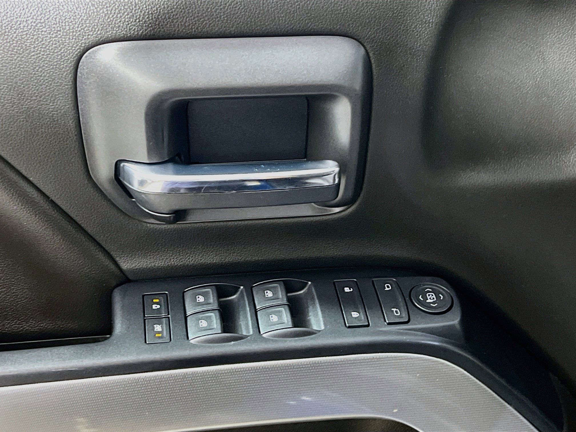 Used 2019 Chevrolet Silverado 1500 LT w/ All Star Edition AWD/4WD image 17