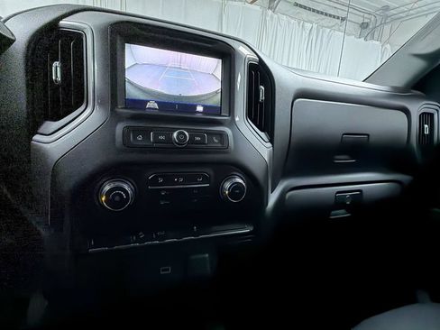 Used 2020 Chevrolet Silverado 1500 Custom Trail Boss w/ Custom Convenience Package AWD/4WD image 12
