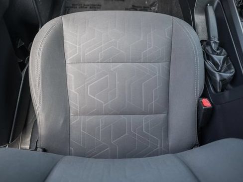 Used 2018 Toyota Tacoma TRD Off-Road w/ Four Season Floor Mat Package AWD/4WD image 34