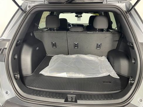 New 2026 Chevrolet Equinox LT AWD/4WD image 14