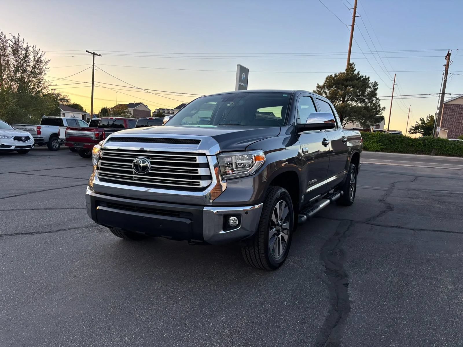 Used 2021 Toyota Tundra Limited w/ Limited Premium Package AWD/4WD image 3