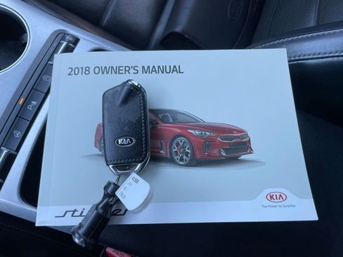 Used 2018 Kia Stinger GT2 AWD/4WD image 46
