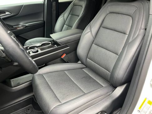 Used 2026 Chevrolet Equinox LT w/ Convenience Package II AWD/4WD image 21