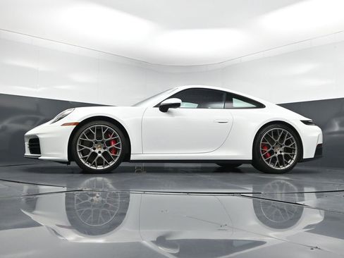 Certified 2025 Porsche 911 Carrera S RWD image 25