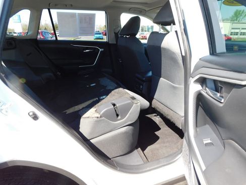 Used 2019 Toyota RAV4 XLE w/ Convenience Package image 26