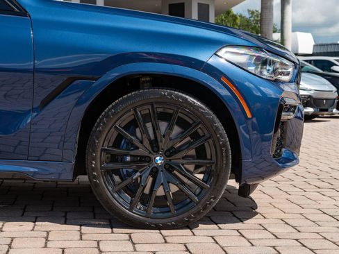 Used 2022 BMW X6 M50i w/ Executive Package AWD/4WD image 30