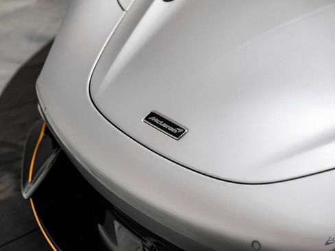 Used 2021 McLaren 765LT RWD image 40