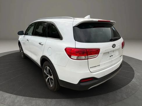 Used 2018 Kia Sorento EX FWD image 3
