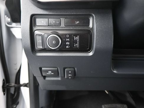 Used 2023 Ford F250 Lariat w/ FX4 Off-Road Package AWD/4WD image 16