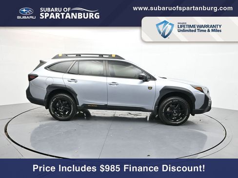 Used 2022 Subaru Outback Wilderness w/ Wilderness Package image 8