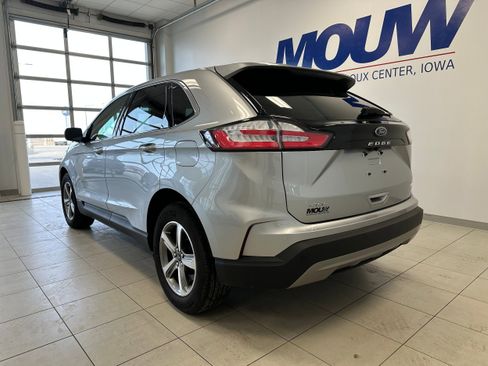 Used 2023 Ford Edge SEL w/ Convenience Package image 6