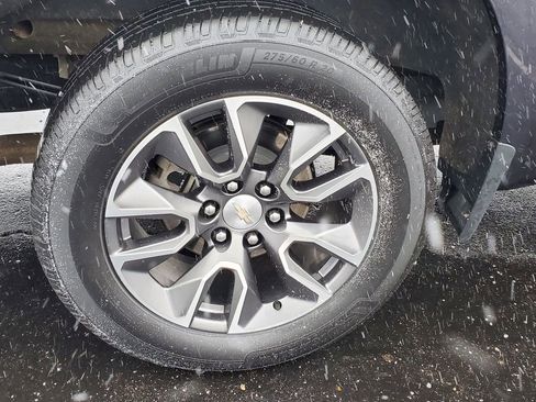 Used 2022 Chevrolet Silverado 1500 LT w/ LPO, Dark Essentials Package image 6