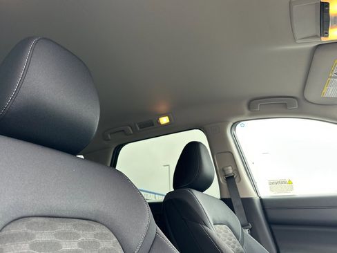 New 2025 Nissan Pathfinder S image 18