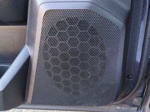 Used 2014 RAM 1500 Sport w/ Remote Start & Security Group image 30