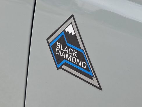 Used 2023 Ford Bronco Black Diamond AWD/4WD image 8