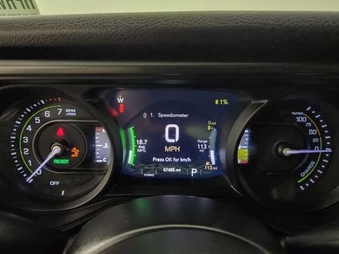 Used 2024 Jeep Wrangler Unlimited AWD/4WD image 23