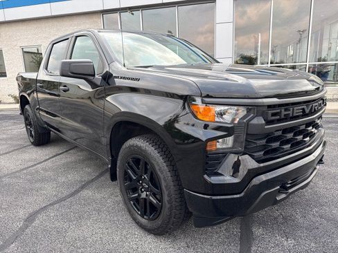 Used 2023 Chevrolet Silverado 1500 Custom w/ LPO, Dark Essentials Package AWD/4WD image 1
