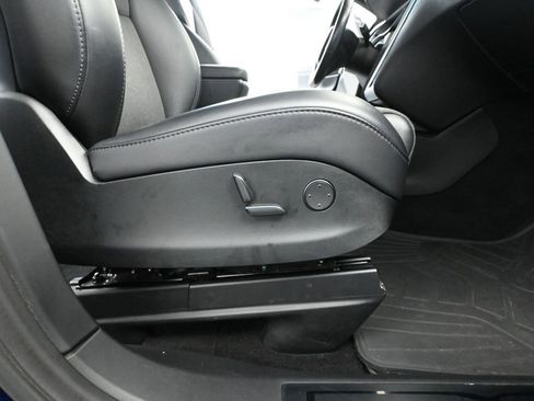 Used 2018 Tesla Model X 100D image 45