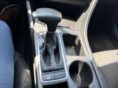 Used 2016 Kia Optima LX FWD image 19
