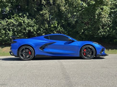 Used 2020 Chevrolet Corvette Stingray Preferred Cpe w/ 2LT Preferred Equipment Group image 5